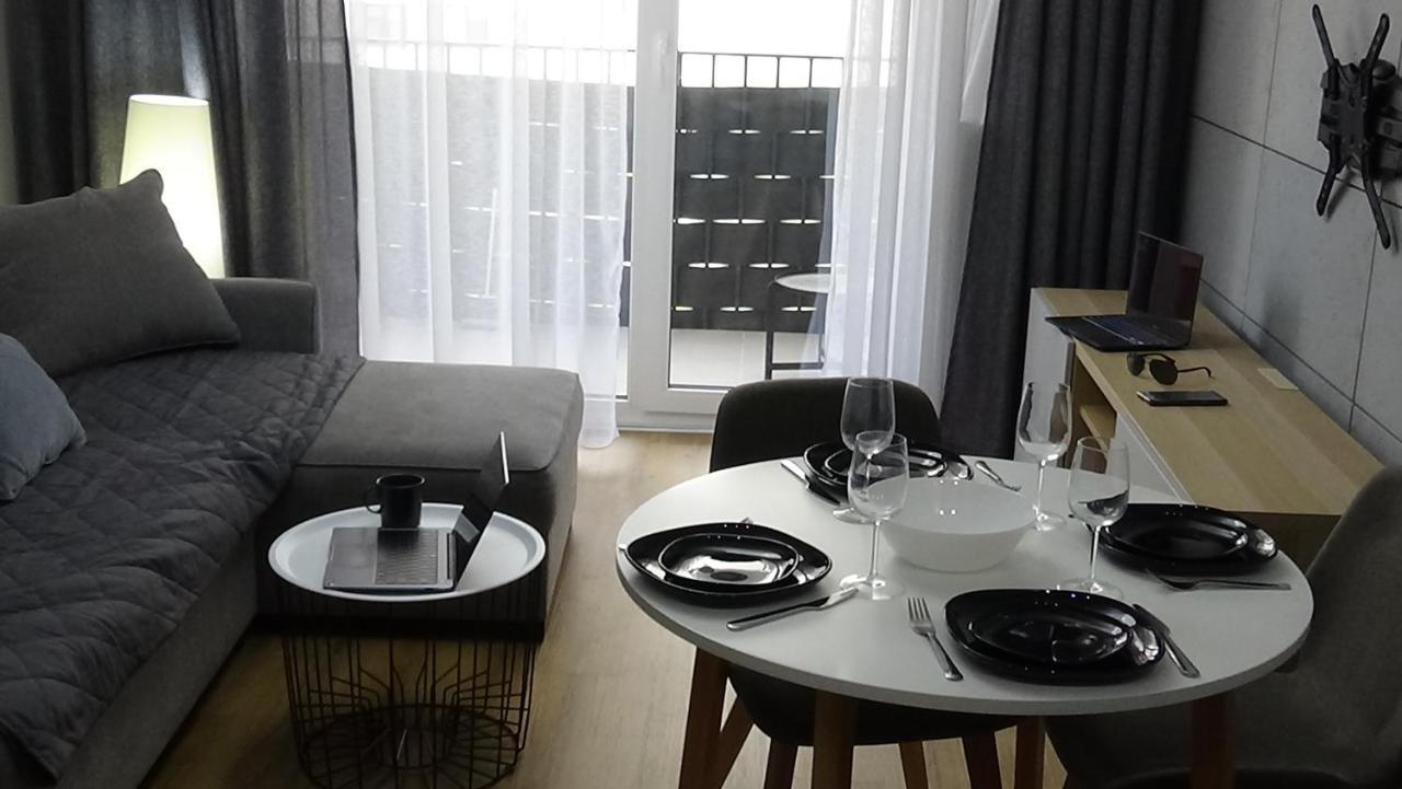 Esperion 7 Days Apartment Varşovia Exterior foto